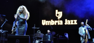 Robert Glasper &amp; Cassandra Wilson stregano il Santa Giuliana