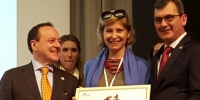 Alle cantine Lungarotti il premio 